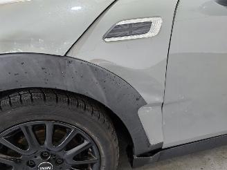 Mini Clubman ONE picture 11