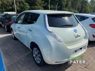 Nissan Leaf Leaf (ZE0), Hatchback, 2010 / 2017 Leaf picture 5