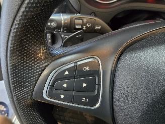 Mercedes B-klasse 220D Ambition picture 31