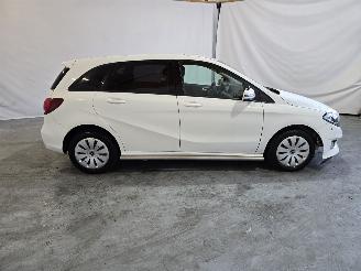 Mercedes B-klasse 220D Ambition picture 8