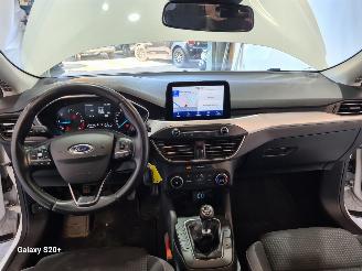 Ford Focus 1.5 EcoBl. Tr.Ed.Bns picture 21