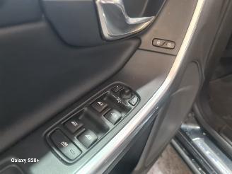 Volvo V-60 2.4 D5 Twin Engine Lease Edition picture 24