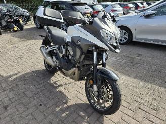 damaged motor cycles Honda VFR 800 VFR 800X Crossr. ABS 2016/5