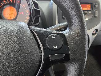 Peugeot 108 1.0 e-VTi Active picture 25