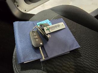 Peugeot 208 1.2 PureT. BL Active picture 33