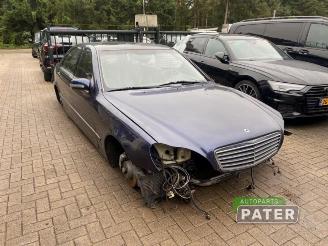Mercedes S-klasse S (W220), Sedan, 1998 / 2005 5.0 S-500 V8 24V picture 2