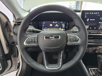 Jeep Compass 4xe 240 Hybrid Summit picture 39