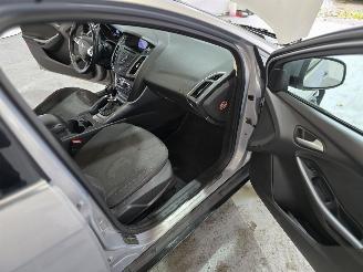 Ford Focus 1.0 EcoB. Titanium picture 14
