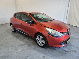 uszkodzony samochody osobowe Renault Clio 0.9 TCe Expression 2013/7