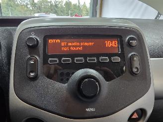 Peugeot 108 1.0 e-VTi Blue Lion picture 27