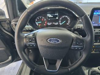 Ford Fiesta 1.0 EcoB. Titanium picture 31