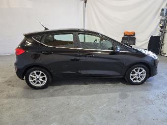 Ford Fiesta 1.0 EcoB. Titanium picture 8