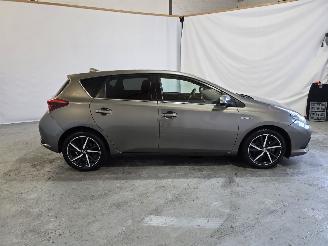 Toyota Auris 1.8 Hybrid Dynamic Ultimate picture 8