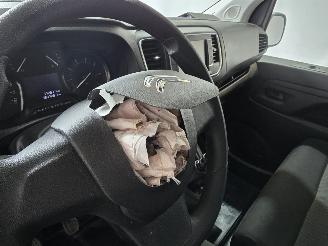 Citroën Jumpy 1.5 BlueHDI L2 picture 14