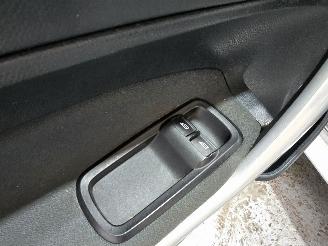 Ford Fiesta 1.6 TDCi Titanium picture 23