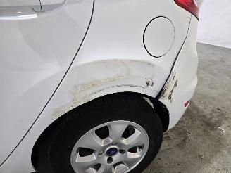 Ford Fiesta 1.6 TDCi Titanium picture 12