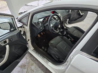 Ford Fiesta 1.6 TDCi Titanium picture 19