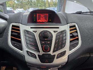 Ford Fiesta 1.6 TDCi Titanium picture 30