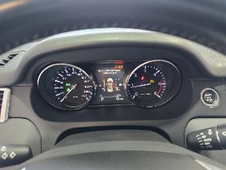 Land Rover Discovery Sport 2.0 TD4 HSE picture 34