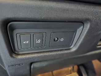 Land Rover Discovery Sport 2.0 TD4 HSE picture 29