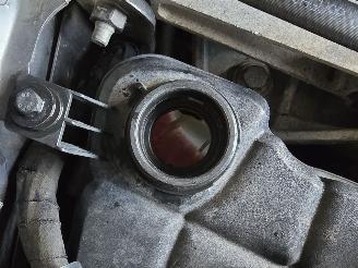 Land Rover Discovery Sport 2.0 TD4 HSE picture 15