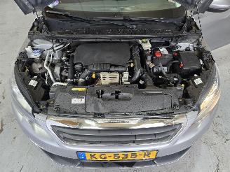 Peugeot 308 SW 1.2 PureT.Blue L. Ex picture 13