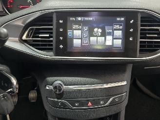 Peugeot 308 SW 1.2 PureT.Blue L. Ex picture 28