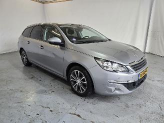 škoda osobní automobily Peugeot 308 SW 1.2 PureT.Blue L. Ex 2016/8