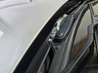 Volvo V-40 1.6 D2 R-Design picture 10