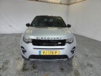 Land Rover Discovery Sport 2.0 TD4 HSE picture 2