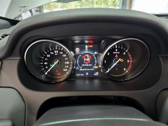 Land Rover Discovery Sport 2.0 TD4 HSE picture 29