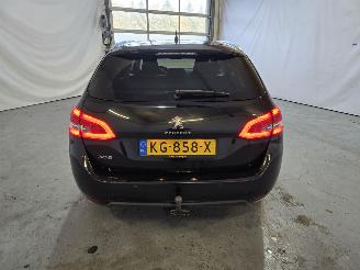 Peugeot 308 1.2 PureTech Style picture 6