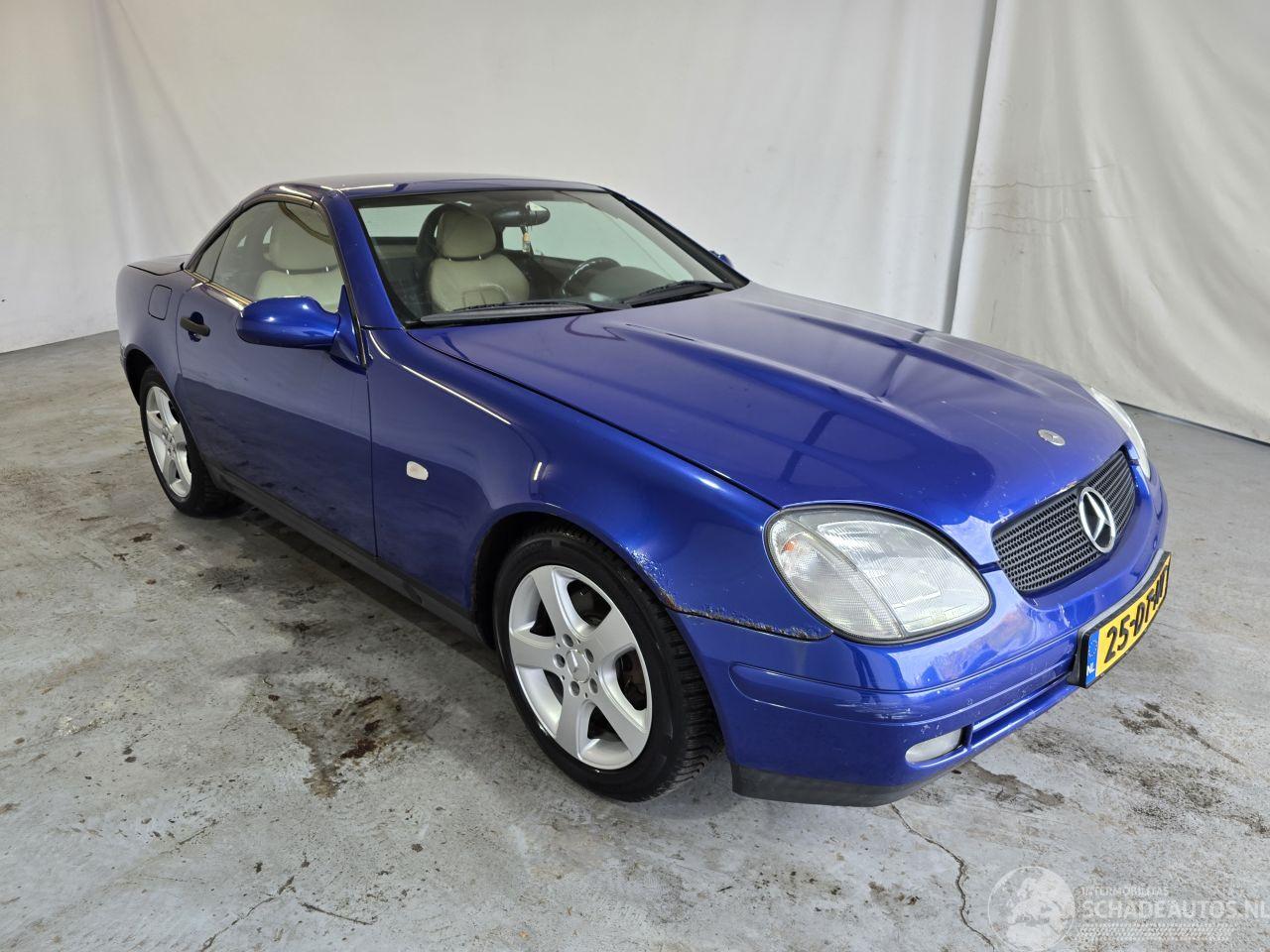 Mercedes SLK 200