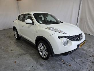 Vaurioauto  passenger cars Nissan Juke 1.5 dCi Acenta 2013/7