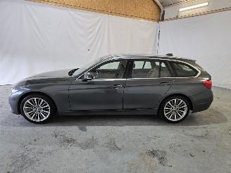 BMW 3-serie 320i Lux.Ed picture 4
