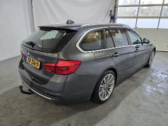BMW 3-serie 320i Lux.Ed picture 7