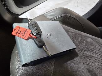 Peugeot 2008 1.6 VTi Féline picture 32