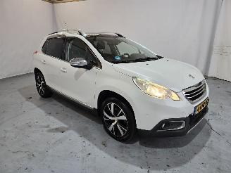 Schadeauto Peugeot 2008 1.6 VTi Féline 2013/8