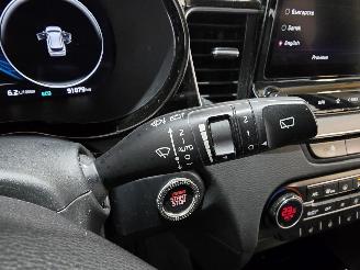 Kia Ceed 1.6 GDI PHEV DynamicPlusLine picture 33