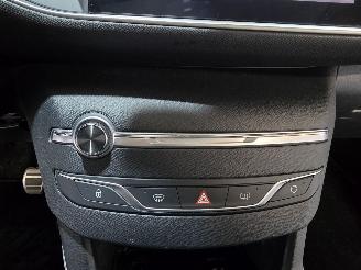 Peugeot 308 SW 1.2 GT-Line picture 37