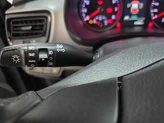 Kia Stonic 1.0 T-GDi MHEV Dyn+L picture 28