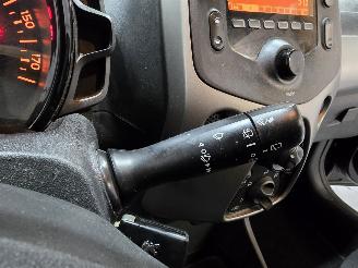 Peugeot 108 1.0 e-VTi Active picture 24