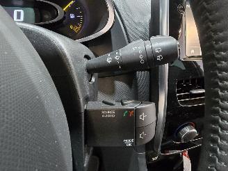 Renault Clio 1.5 dCi ECO Expression picture 26