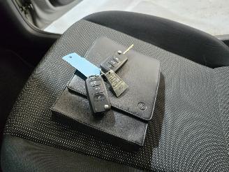 Volkswagen Up! 1.0 BMT take up! picture 28