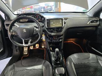 Peugeot 2008 1.2 PureTech Blue Lease Executive picture 20