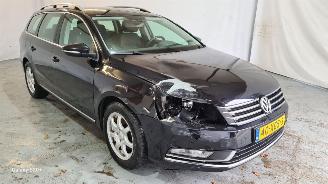 Schadeauto Volkswagen Passat 1.4 TSI Comf Exec L. 2012/6