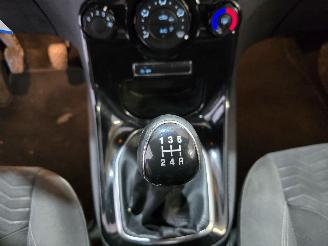 Ford Fiesta 1.0 Titanium picture 31