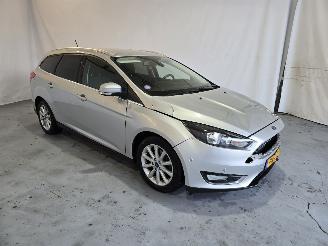 Unfallwagen Ford Focus Wagon 1.0 Titanium 2017/8
