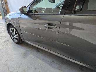 Peugeot 208 1.2 PureTech Allure Pack picture 14
