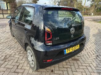 Schadeauto Volkswagen Up! 1.0 BMT move up! 2017/6